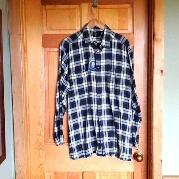Levi's Jeans Grey & White Plaid Casual Button Down Long Sleeve Sz M Shirt - Picture 1 of 11